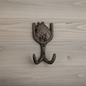 Vintage Rustic Horseshoe Wall Hanger, Cast Iron Hook for Coats, Keys & Towels